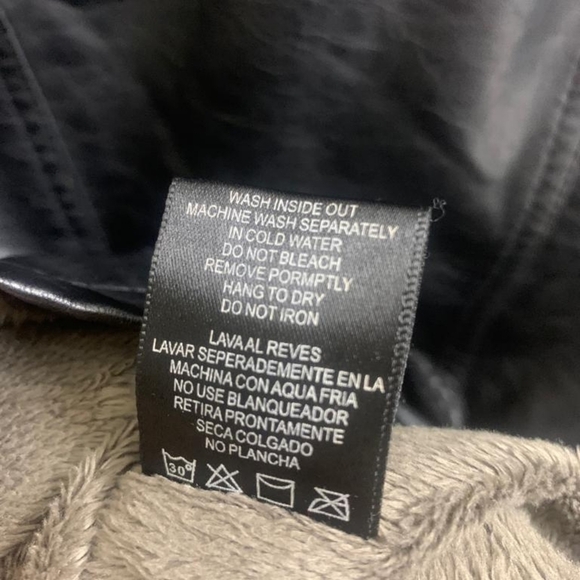 Brave Soul Women's Faux Leather Jacket- size L- fur lined - Picture 2 of 9